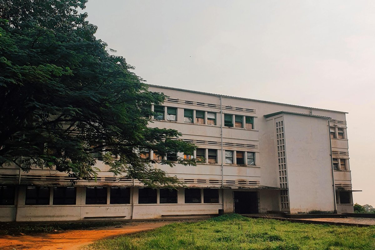 Foto institucional da escola